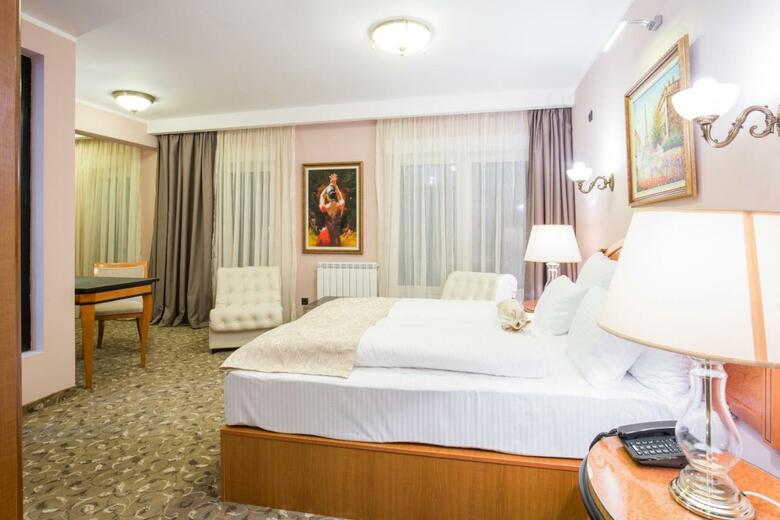 Hotel Sterling Garni