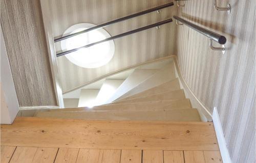 Three-bedroom Holiday Home In Saltsjo-boo