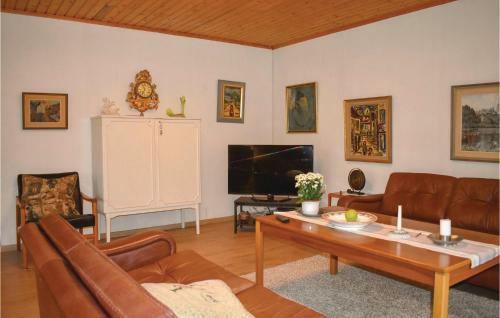 Three-bedroom Holiday Home In Hjarnarp
