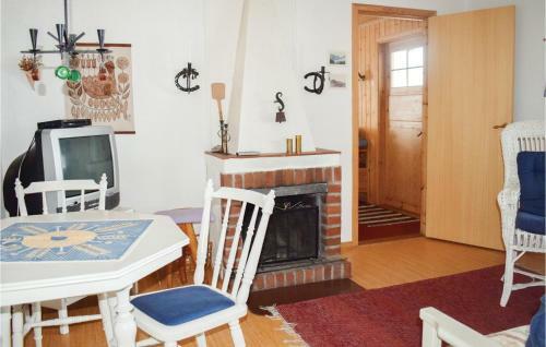 Two-bedroom Holiday Home In Hestra