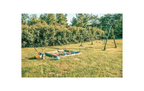 Three-bedroom Holiday Home In Sodra VI