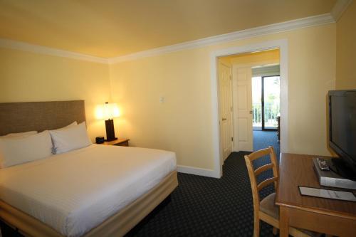 Posada Anacortes Ship Harbor Inn