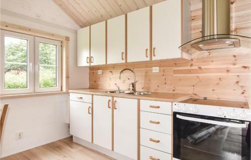 One-bedroom Holiday Home In Lidkoping