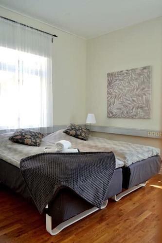 Bed & Breakfast J�rnv�gshotellet I Skara