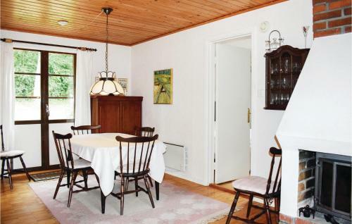 Four-bedroom Holiday Home In Vejbystrand