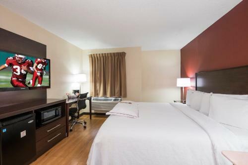 Hotel Red Roof Inn Plus+ & Suites Opelika