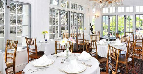 Edgewood Manor Inn Bed And Breakfast