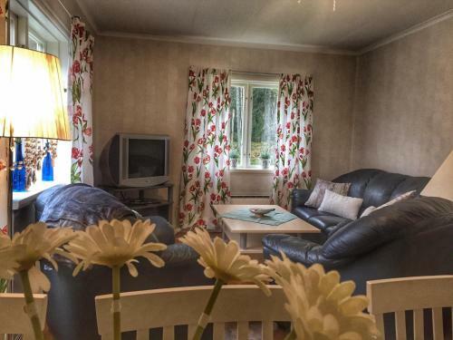 Albergue Lunedet Camping Caf� Restaurang Ab