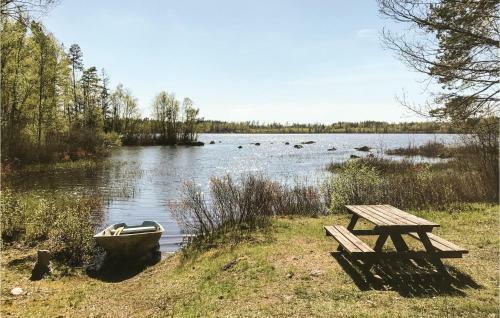 Two-bedroom Holiday Home In Almeboda