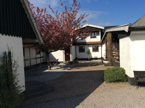 Landet Bed And Breakfast