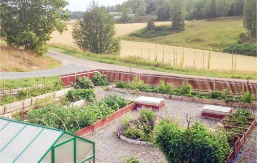 Two-bedroom Holiday Home In Tystberga