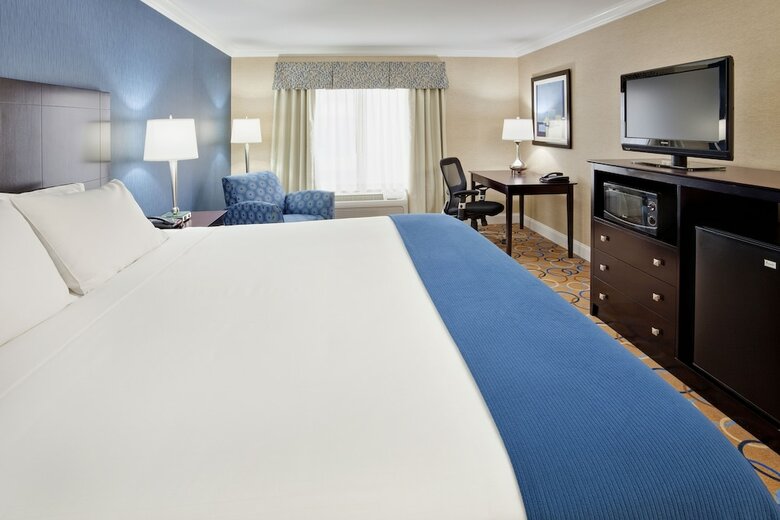 Holiday Inn Express Hotel & Suites Williamsport