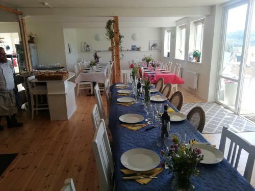 Hostal Bottna Inn