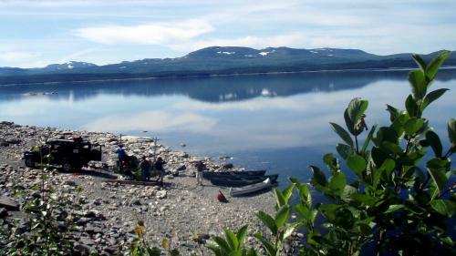 Lits Camping, Stugby Och Kanot