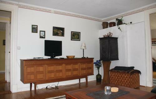 Three-bedroom Holiday Home In Asarum