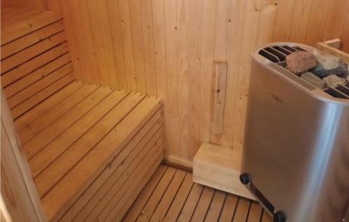 Five-bedroom Holiday Home In Svarta