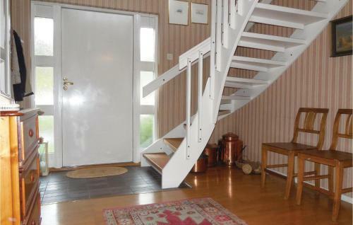 Three-bedroom Holiday Home In Ahus