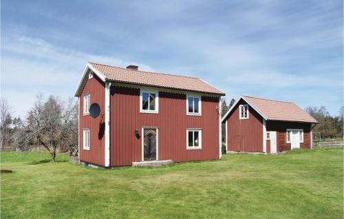 Two-bedroom Holiday Home In Lenhovda
