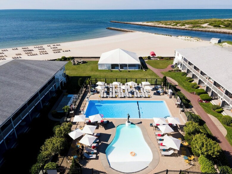 Hotel Red Jacket Beach Resort