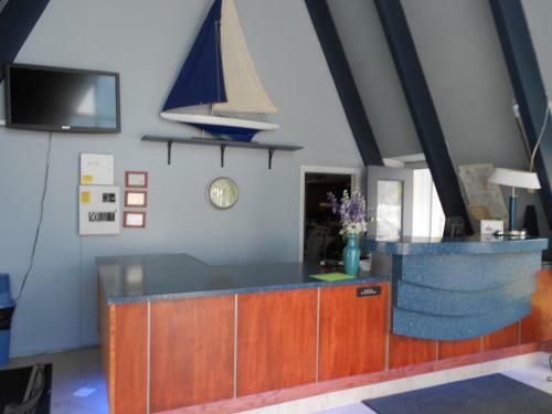Motel Cape Shore Inn