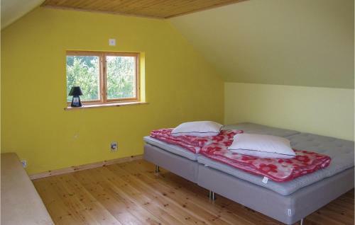 Two-bedroom Holiday Home In Glemmingebro