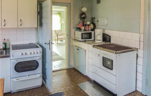 Three-bedroom Holiday Home In Stromsnasbruk