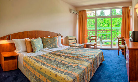 Hotel Luna (.)