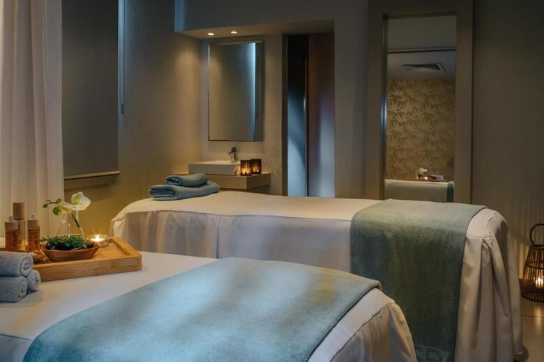 Hotel Nissi Beach