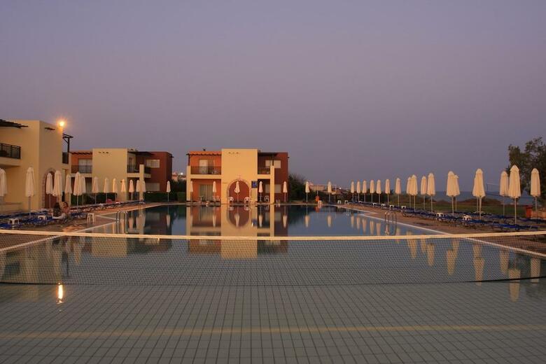 Hotel Panas Holiday Village