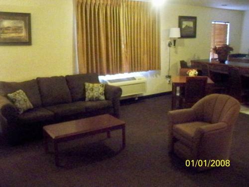 Hotel Baymont Inn & Suites