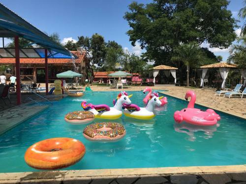 Hotel Vale Dos Passaros Fazenda Resort