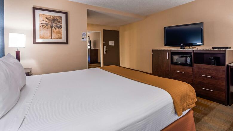 Best Western Date Tree Hotel