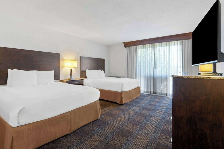 Best Western Date Tree Hotel