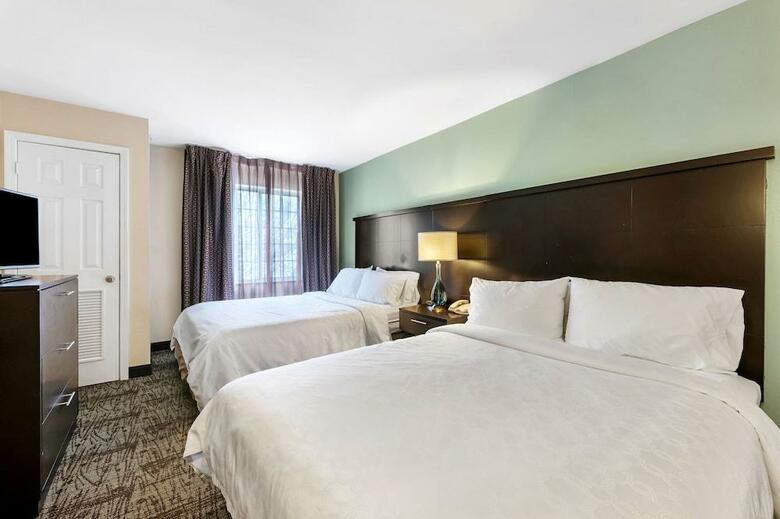 Hotel Staybridge Suites-philadelphia/mount Laurel