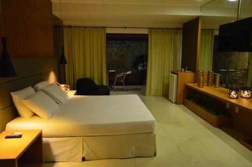 Hotel Status Motel