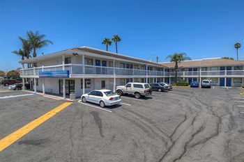 Motel 6 Santa Ana