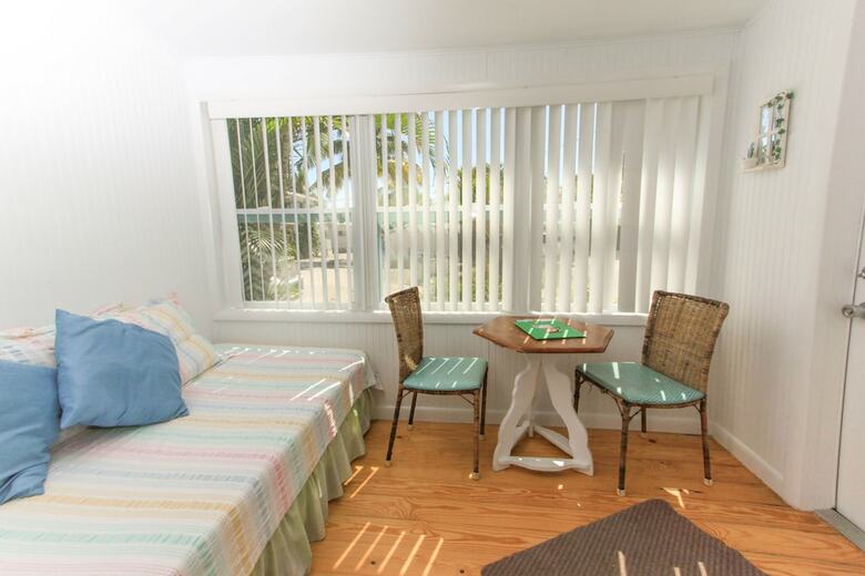 Gulf Breeze Cottages