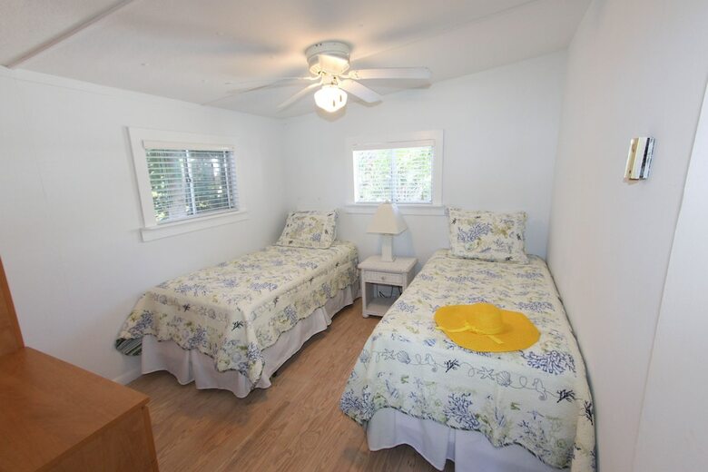 Gulf Breeze Cottages