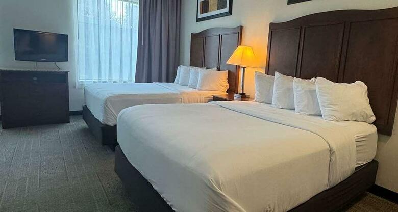 Hotel Best Western Plus Hannaford Inn & Suites