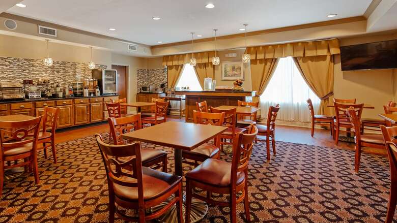 Hotel Best Western Plus Hannaford Inn & Suites