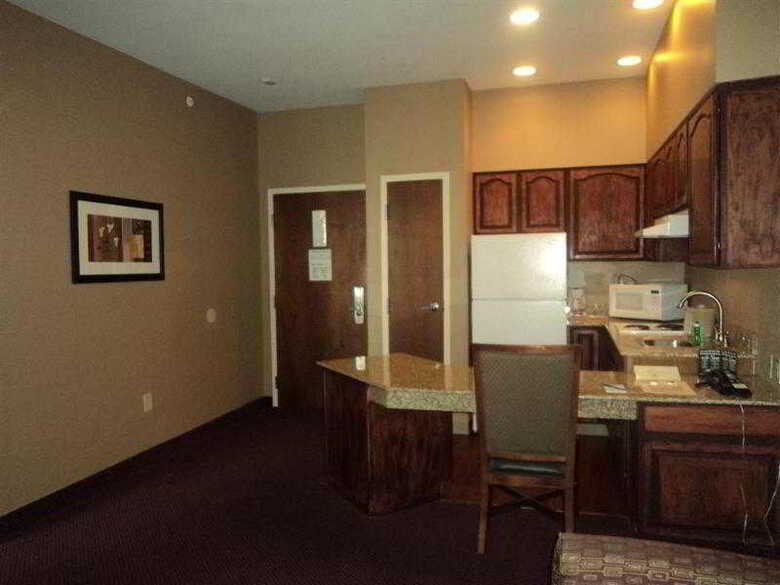 Hotel Best Western Plus Hannaford Inn & Suites