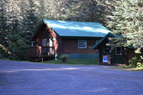 Box Canyon Cabins