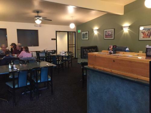 Breeze Inn Motel
