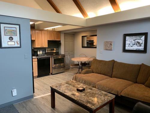 Apartamentos Alaskan Wish Lodging