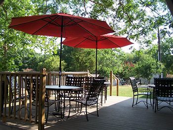 Hill Country Cottage & Rv Resort