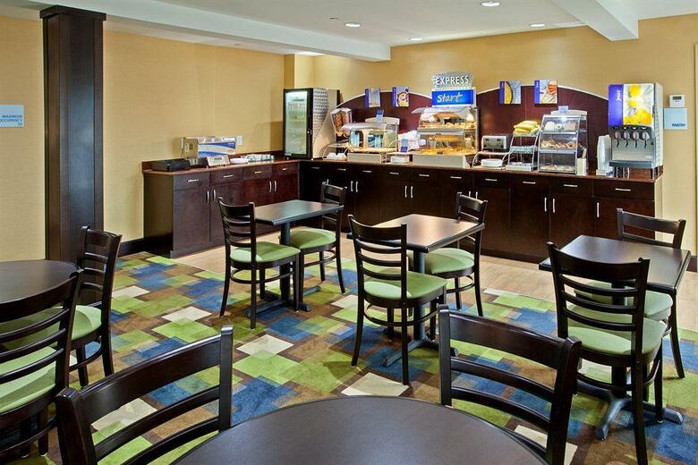 Hotel Holiday Inn Express - Bowling Green