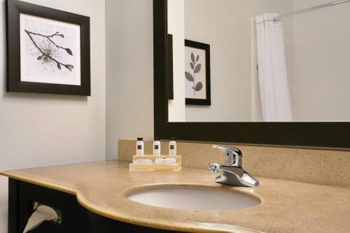 Hotel Country Inn & Suites Bowling Green