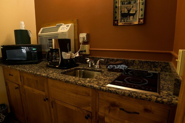 Hotel Silver Moon Inn