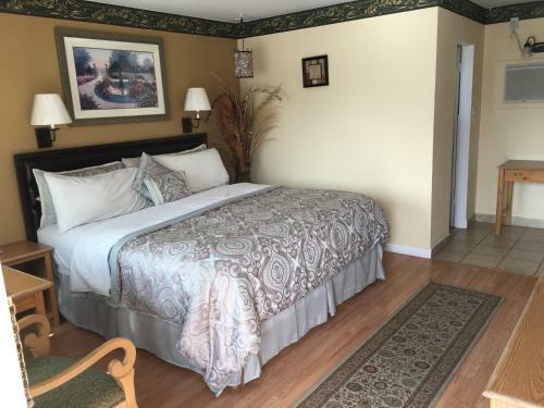 Columbine Motel