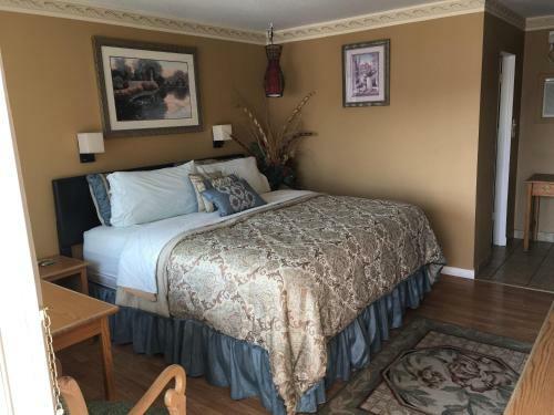 Columbine Motel